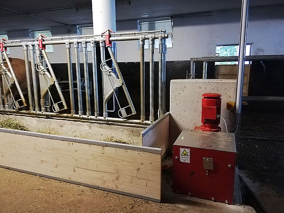Bild der feedstar Futterband Winde in einem Stall