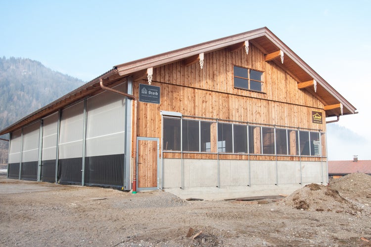 Front side of the Leitner stable